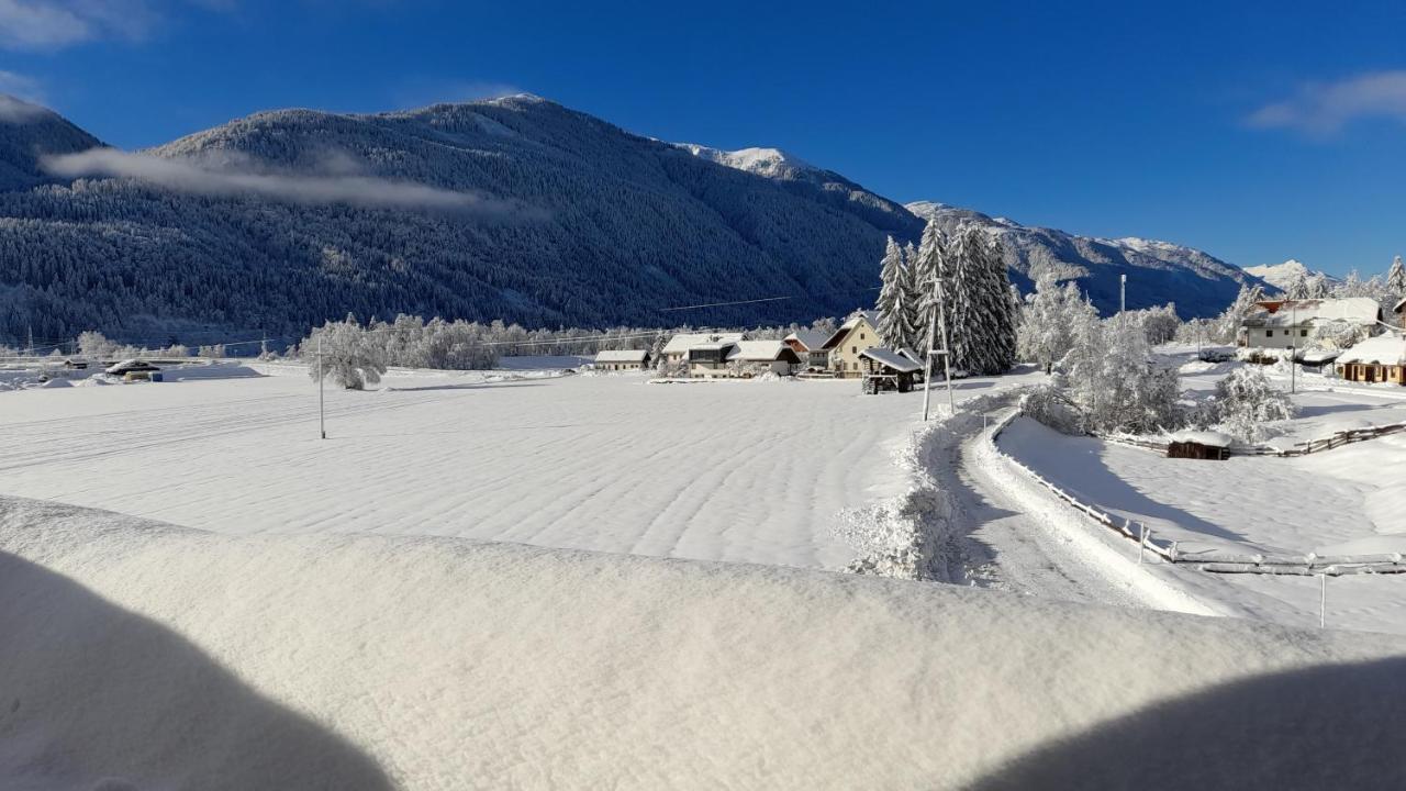 Nico'S Place Jenig ภายนอก รูปภาพ