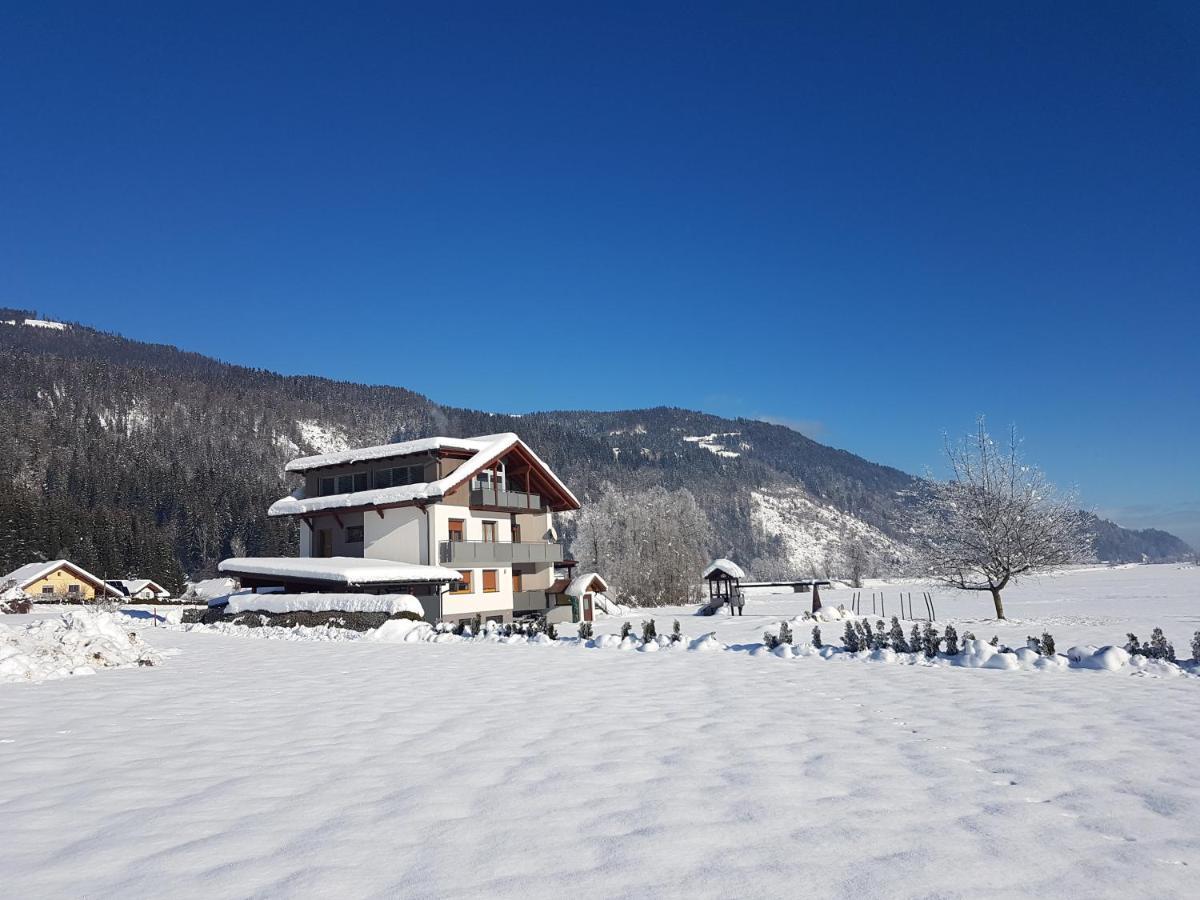 Nico'S Place Jenig ภายนอก รูปภาพ